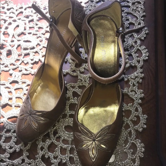 Miu Miu Shoes - MIU MIU vintage heels, tan and gold leather heels